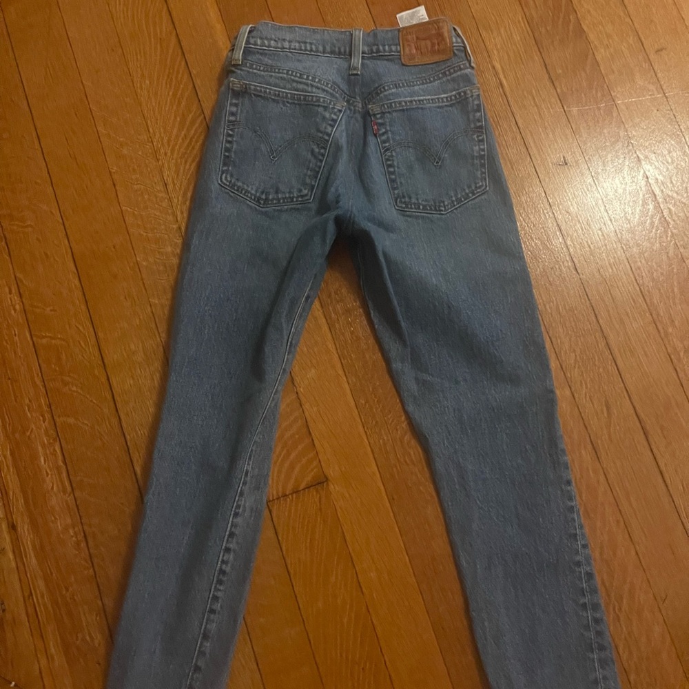 Vintage Levi’s jeans size 24- great condition